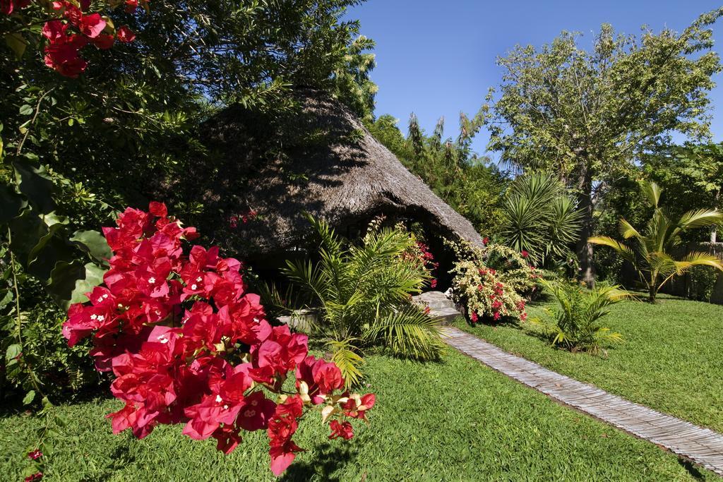 Palmeiras Lodge Vilanculos Exterior photo